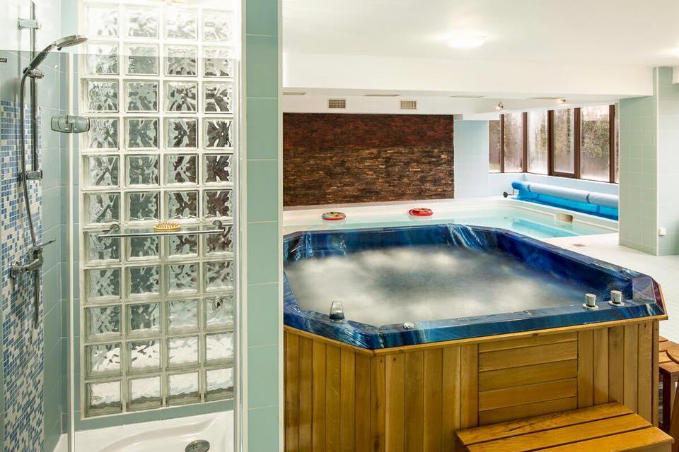 Vila Pinul Si Mesteacanul Otel Poiana Braşov Dış mekan fotoğraf