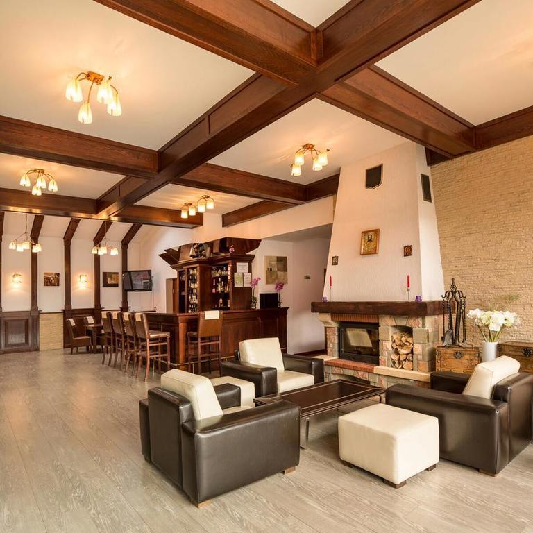 Vila Pinul Si Mesteacanul Otel Poiana Braşov Dış mekan fotoğraf